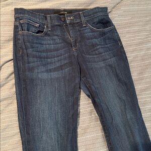 Joe's Jeans Classic Fit